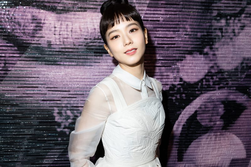 BLACKPINK のメンバー JISOO のソロデビュー日程が明らかに