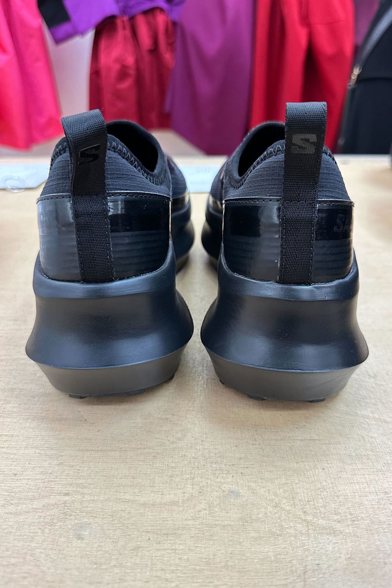 COMME des GARÇONS x Salomon の最新コラボフットウェアをチェック