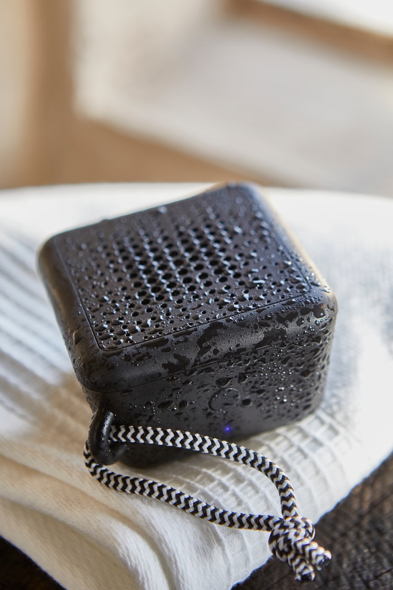 イケアからわずか15ドルの防水ブルートゥーススピーカーが登場 ikea vappeby waterproof bluetooth speaker 15 usd paring 80 hour playtime info photos review buying guide