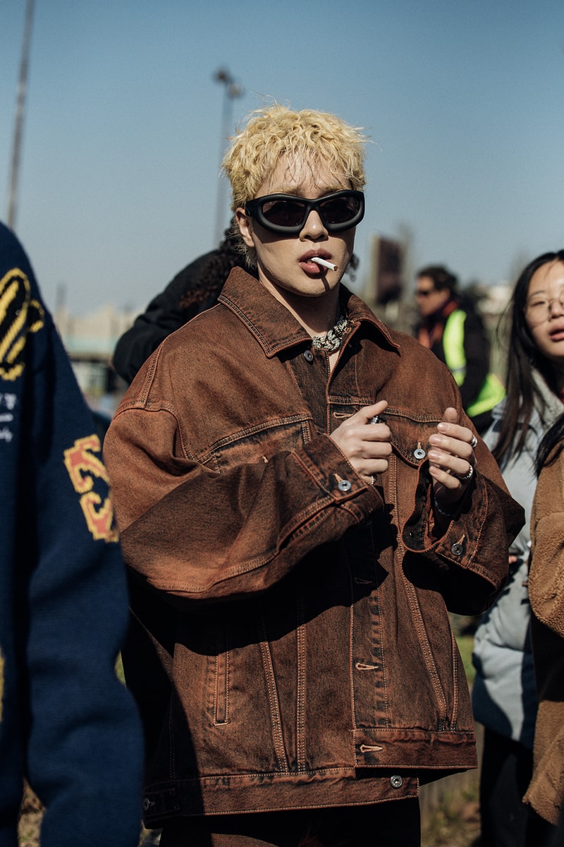 ストリートスタイル：パリ・ファッションウィーク・ウィメンズ2023年秋冬 Paris Fashion Week FW23 Street Style fall/winter 2023 diesel issey miyake y project dior chanel sacai louis vuitton ib kamara off-white nike 