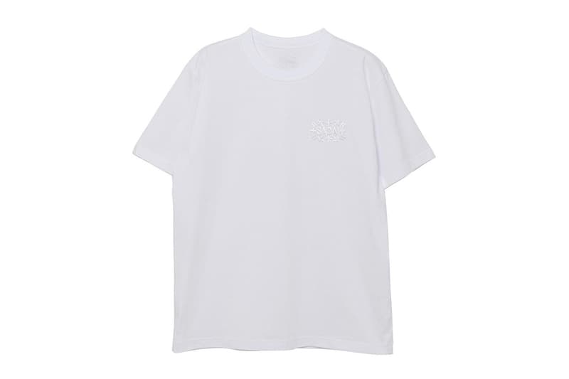 サカイ x エリック ヘイズが最新コラボコレクションをポップアップ“ハローサカイ”限定で発売 sacai chitose abe eric haze hoodie tee airpods iphone case release date info store list buying guide photos price 