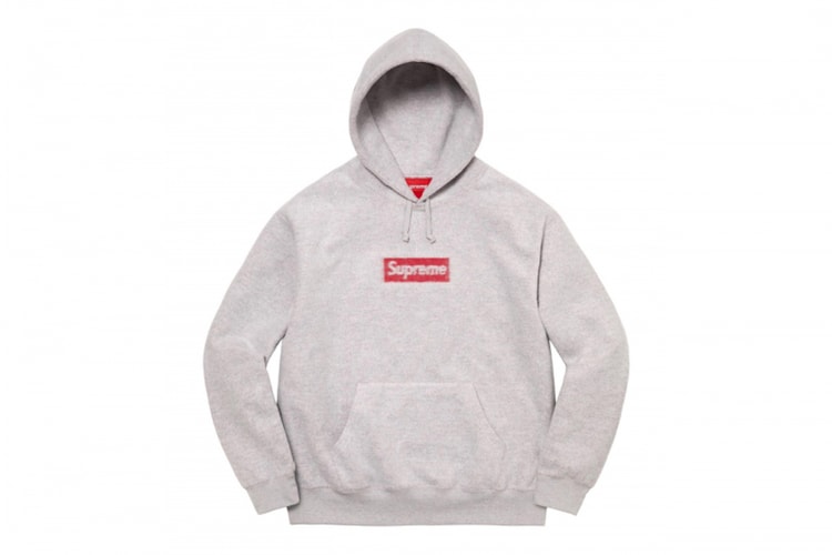 Supreme から裏表を逆にしたようなデザインのボックスロゴフーディが登場