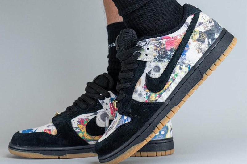 シュプリームxナイキSBによるコラボダンクローの着用画像をチェック Supreme Nike SB Dunk Low Rammellzee Release Date info store list buying guide photos price FD8778-001