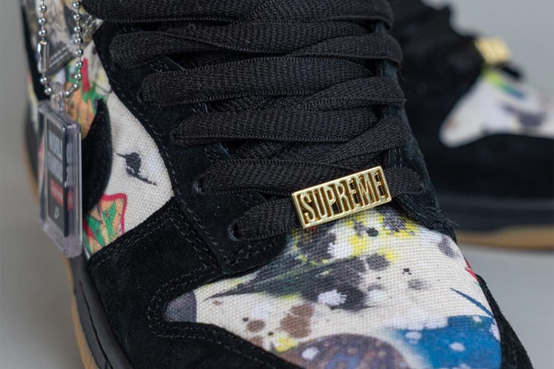 シュプリームxナイキSBによるコラボダンクローの着用画像をチェック Supreme Nike SB Dunk Low Rammellzee Release Date info store list buying guide photos price FD8778-001