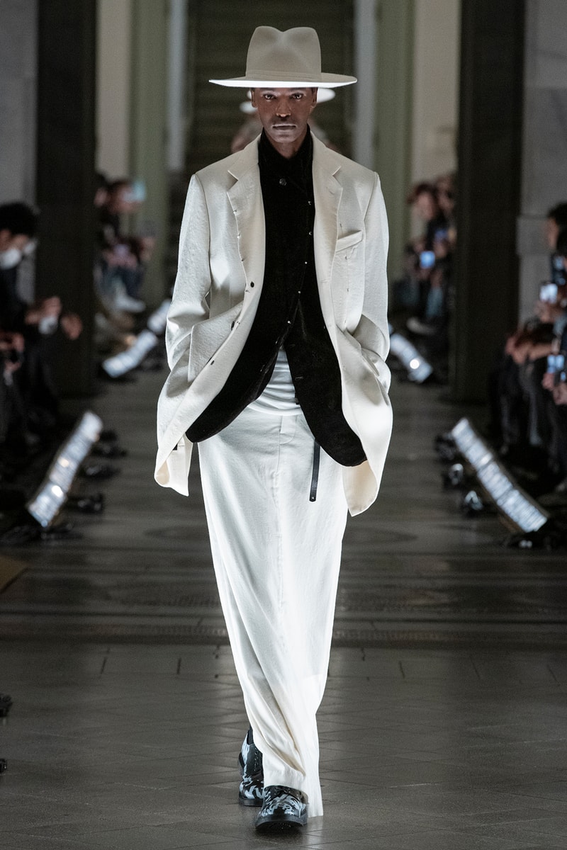 タカヒロミヤシタザソロイスト. 2023年秋冬コレクション TAKAHIROMIYASHITATheSoloist. 2023 fall winter collection runway 