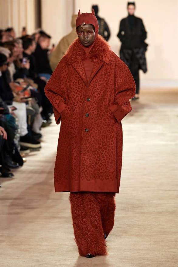 アンダーカバー 2023年秋冬ウィメンズコレクション Undercover Fall Winter 2023 Paris Fashion Week pfw fw23 collection menswear womenswear Jun Takahashi runway show