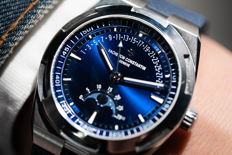 伝統衣装のようであり、スニーカーのようでもある Vacheron Constantin の新作オーヴァシーズ