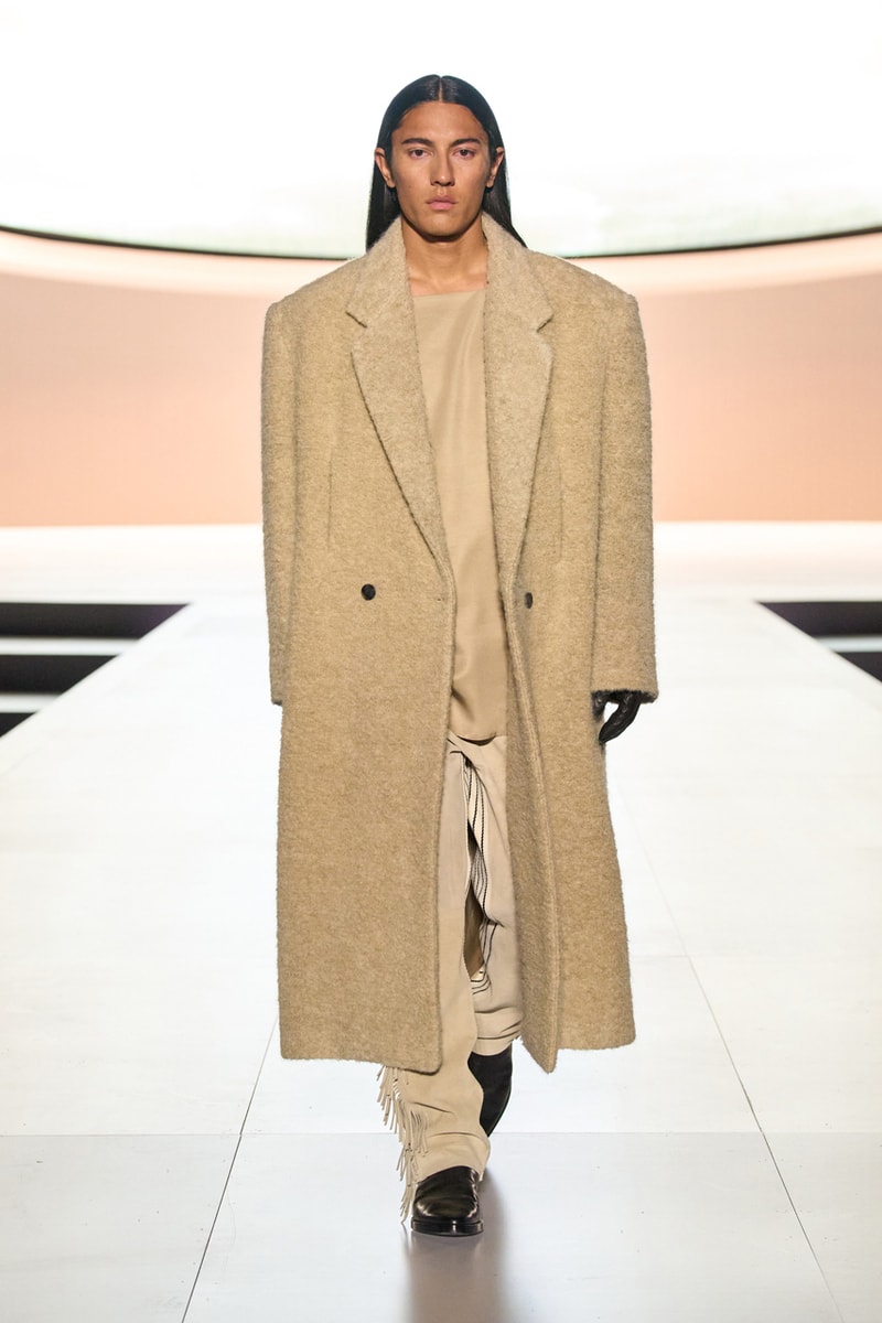 フィア オブ ゴッド 8th コレクション 2023年秋冬 Jerry Lorenzo Underscores the Current of American Luxury With Fear Of God Debut Show Fashion