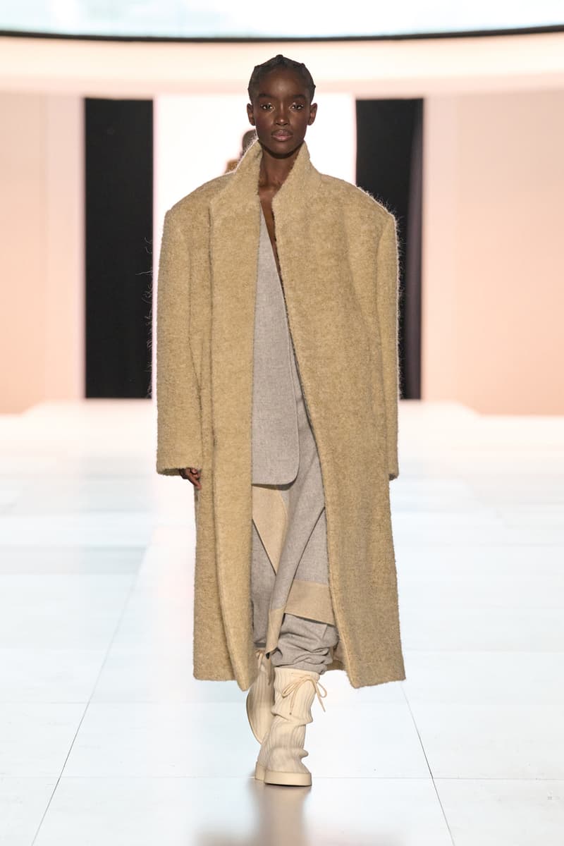 フィア オブ ゴッド 8th コレクション 2023年秋冬 Jerry Lorenzo Underscores the Current of American Luxury With Fear Of God Debut Show Fashion