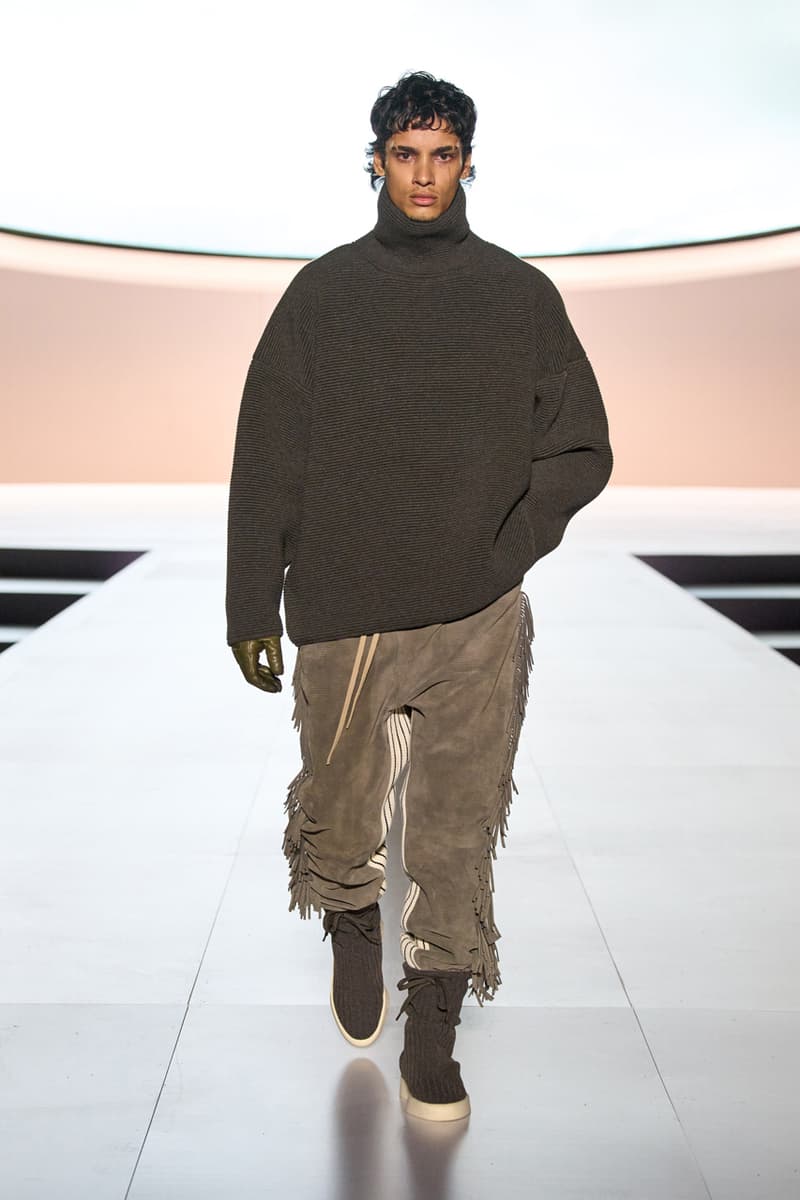 フィア オブ ゴッド 8th コレクション 2023年秋冬 Jerry Lorenzo Underscores the Current of American Luxury With Fear Of God Debut Show Fashion