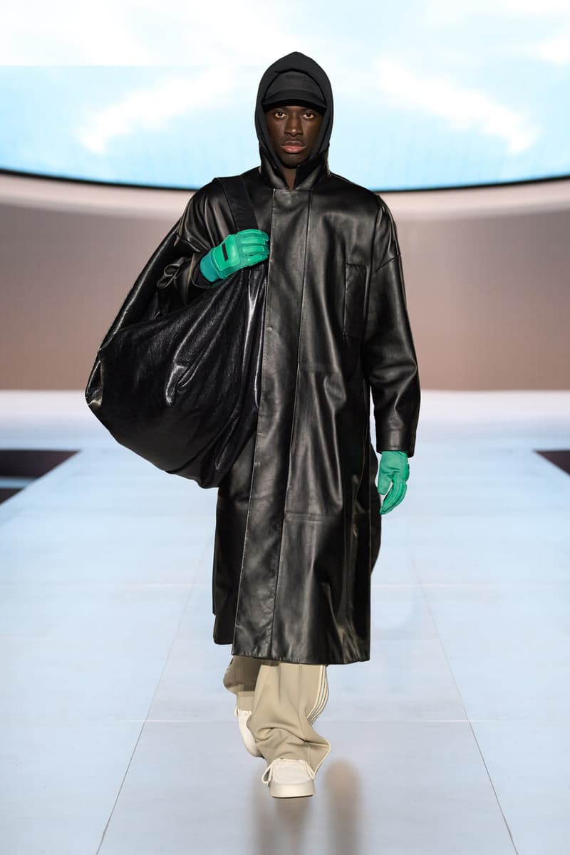 フィア オブ ゴッド 8th コレクション 2023年秋冬 Jerry Lorenzo Underscores the Current of American Luxury With Fear Of God Debut Show Fashion