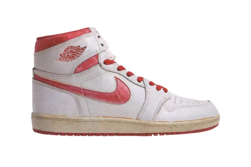 人気OGカラー メタリックレッドを纏ったエアジョーダン 1 ハイ ’85が登場か air jordan 1 hi 85 metallic red 2024 release date info store list buying guide photos price 