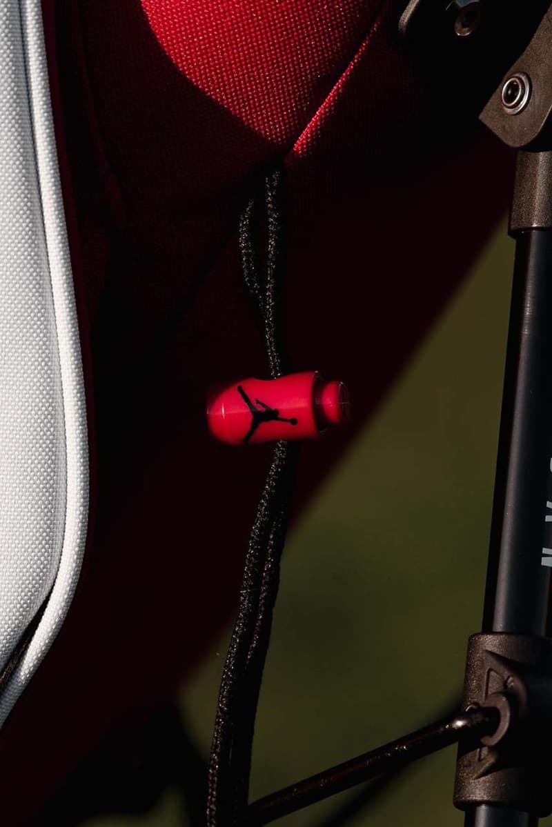 ジョーダン ブランドから新たなゴルフグッズとして“フェードアウェイ”キャディバッグが登場 air jordan fadeaway golf bag stand nike white red black jumpman varsity