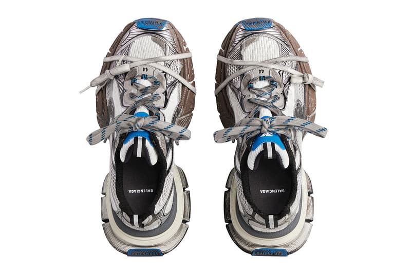 バレンシアガから長年履き続けたかのような新作3XLトレーナーが発売 Balenciaga 3XL Trainer Muddy The Mud Show Summer 2023 Collection Demna Leak Teaser Preview First Look