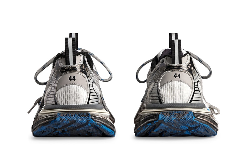 バレンシアガから長年履き続けたかのような新作3XLトレーナーが発売 Balenciaga 3XL Trainer Muddy The Mud Show Summer 2023 Collection Demna Leak Teaser Preview First Look