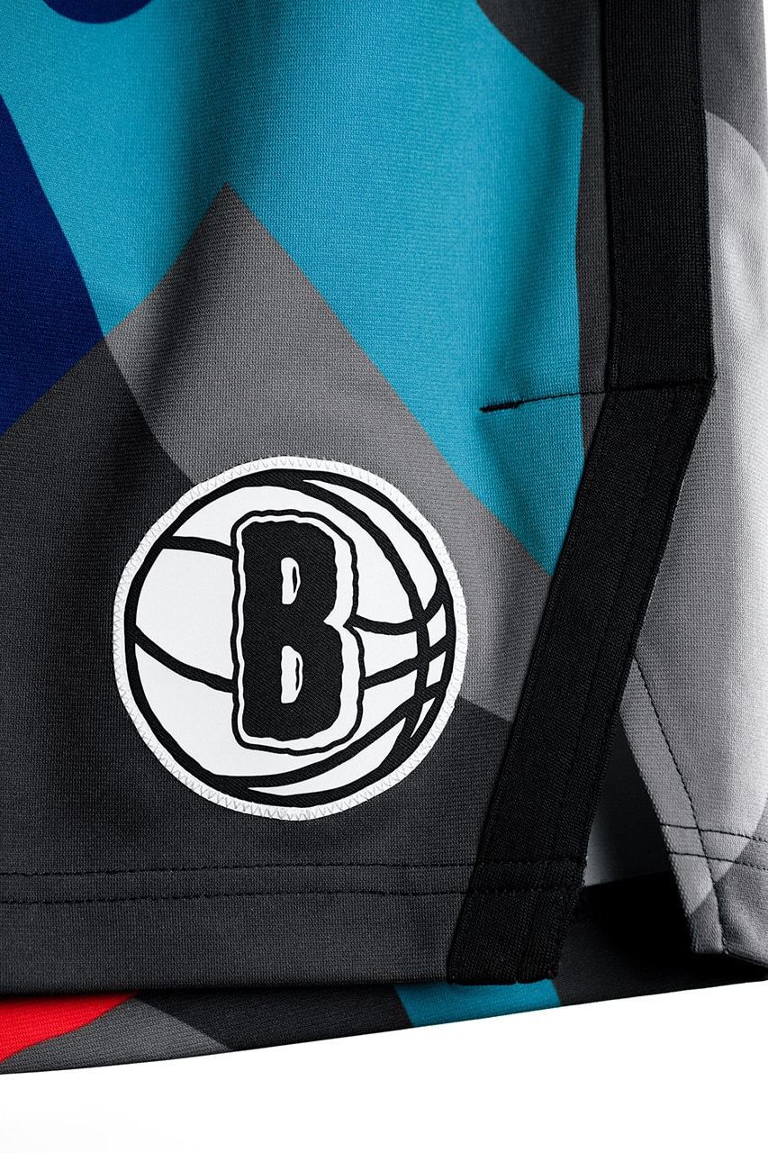 NBA ブルックリン・ネッツがカウズデザインのシティエディションを発表 kaws brooklyn nets city edition uniform info photos release date store list buying guide 2023 2024 nba jersey