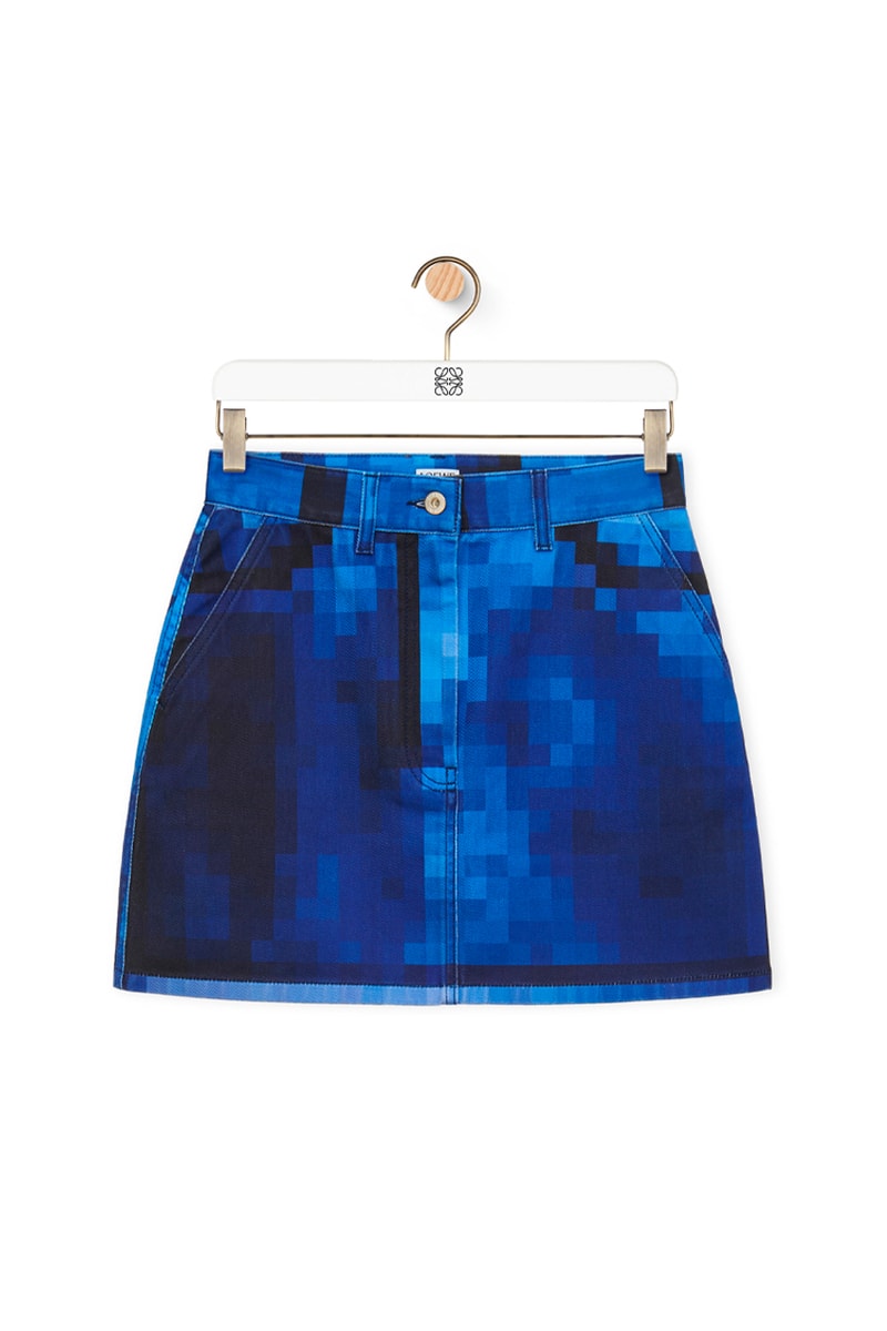 ロエベから話題の“ピクセル”シリーズがデリバリー開始 LOEWE Spring Summer 2023 SS23 Pixel Capsule Jonathan Anderson Jules Moskovtchenko jules.jpeg 