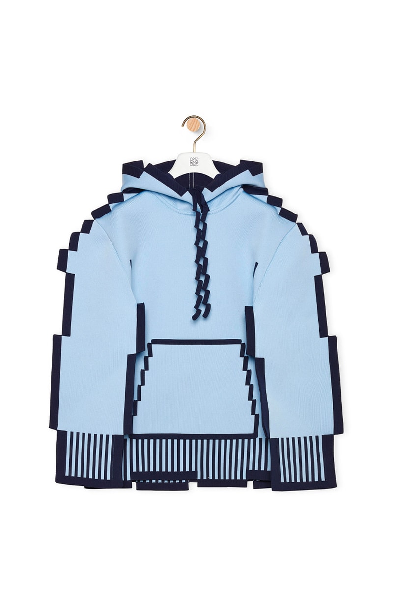 ロエベから話題の“ピクセル”シリーズがデリバリー開始 LOEWE Spring Summer 2023 SS23 Pixel Capsule Jonathan Anderson Jules Moskovtchenko jules.jpeg 