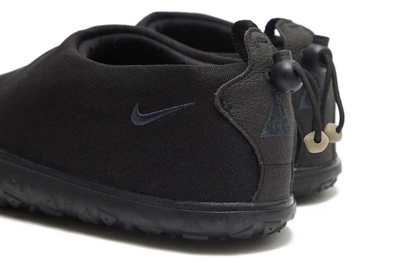 ナイキ ACGからエアモックのミニマルな新色 ブラック/アンスラサイトが登場 Nike ACG Air Moc black anthracite midnight pitch dark flat canvas cinch release info date price