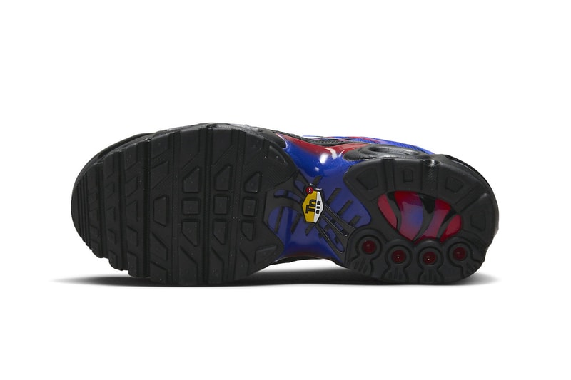 ナイキエアマックスプラスからスパイダーマンのスーツを連想させる新色が登場 Nike Air Max Plus black red blue spidey FQ2406 001 peter miles release info date price