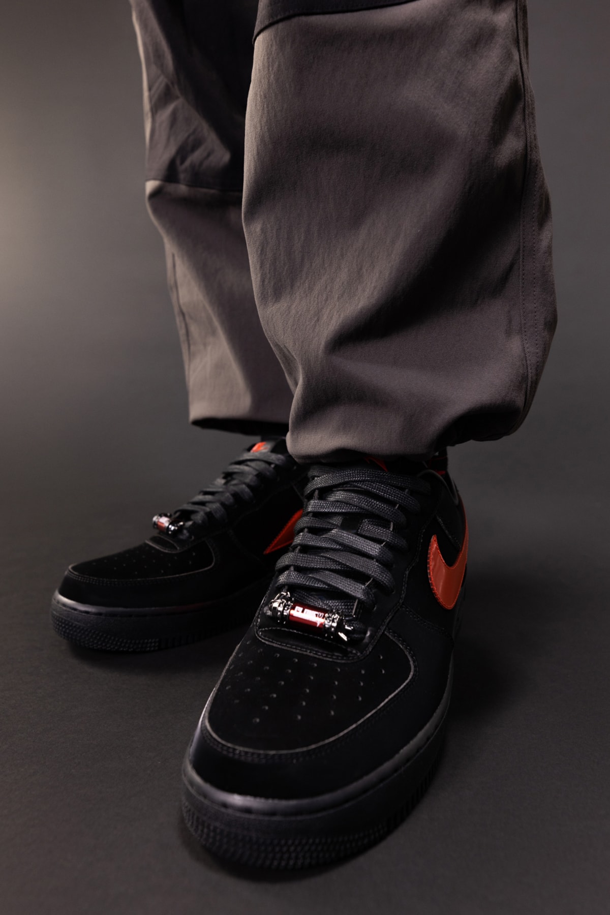 RTFKT x ナイキエアフォース 1 の実物スニーカーをゲットできるイベントが開催中 RTFKT x Nike Air Force 1 Takashi Murakami Release Info