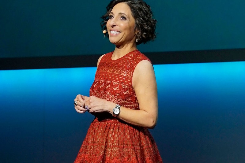 イーロン・マスクがツイッターの新CEOにリンダ・ヤッカリーノを指名 Elon Musk Linda Yaccarino New Twitter CEO Position Company Role Woman Leader CTO Executive Chair NBCUniversal Advertising Sales