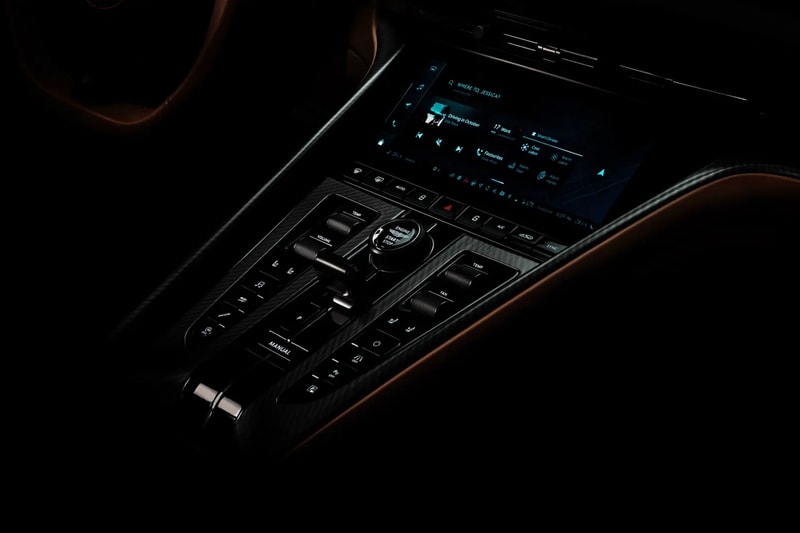 アストンマーティンが DB シリーズの次世代モデルを予告 New Generation Aston Martin DB Teased Ahead of Release aston martin db11 db 12 david brown may arrival
