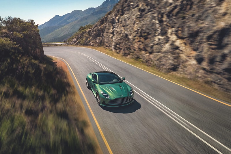 アストンマーティンが次世代スポーツカー DB12 を発表 Aston Martin reveals DB12 news