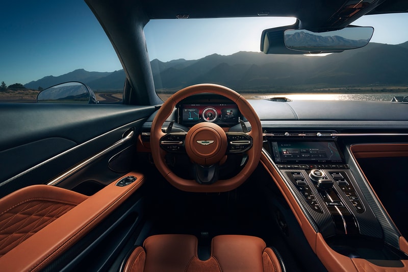 アストンマーティンが次世代スポーツカー DB12 を発表 Aston Martin reveals DB12 news