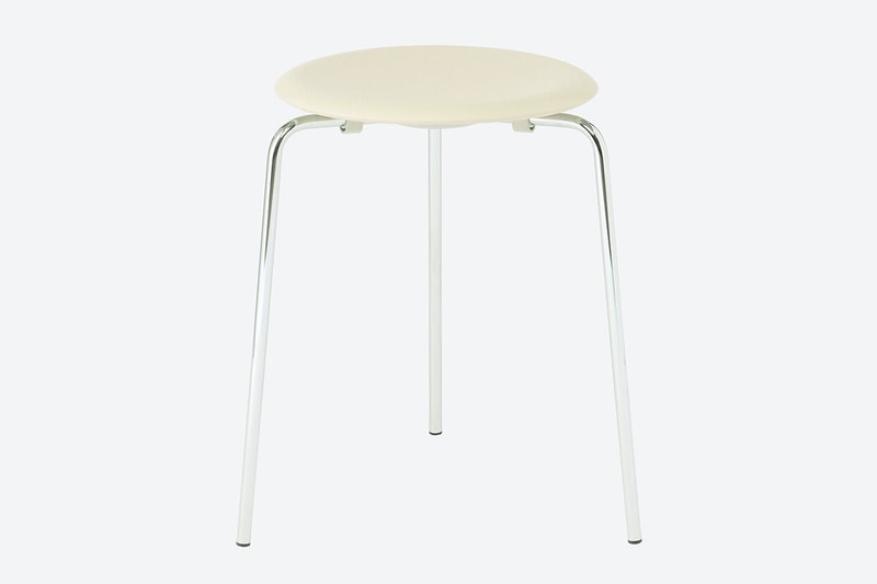 オーラリーがフリッツハンセンとのコラボによるブランド初の家具を発売 auralee fritz hansen collab chair release info