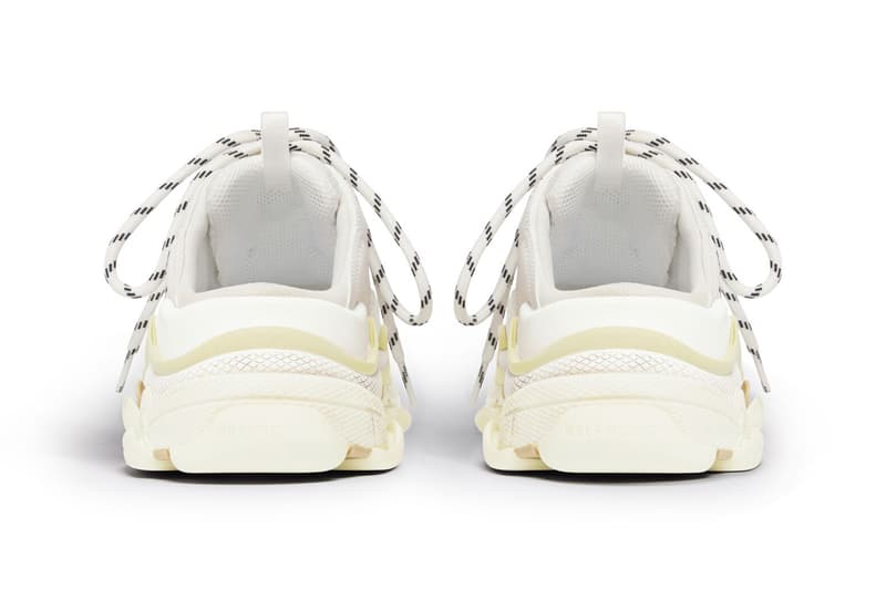 Balenciaga が Triple S のミュールタイプをリリース