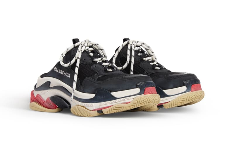 Balenciaga が Triple S のミュールタイプをリリース