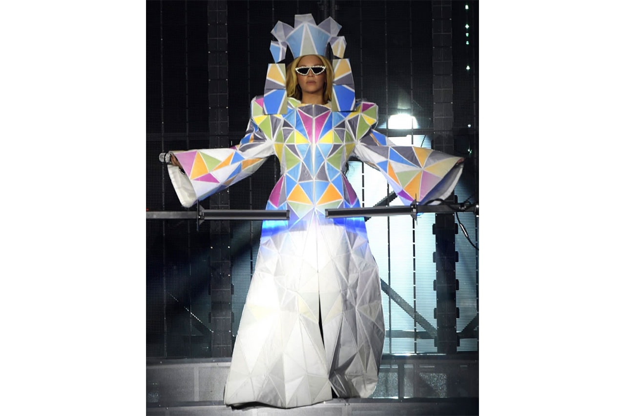 アンリアレイジが手掛けたビヨンセワールドツアーの衣装をチェック beyonce-renaissance-world-tour-costume-design-by-anrealage