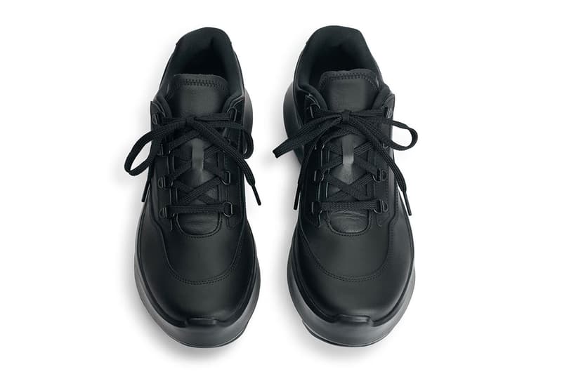 コム デ ギャルソン x サロモンの最新コラボモデル SR811が発売　comme des garcon salomon sr811 black white release info date store list buying guide photos price 