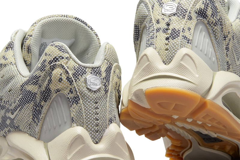 ドレイク手掛けるノクタ x ナイキ エア テラ スネークスキンの公式ビジュアルをチェック Take a First Look at Drake’s NOCTA x Nike Hot Step Air Terra “Snakeskin” Footwear DR0508 001