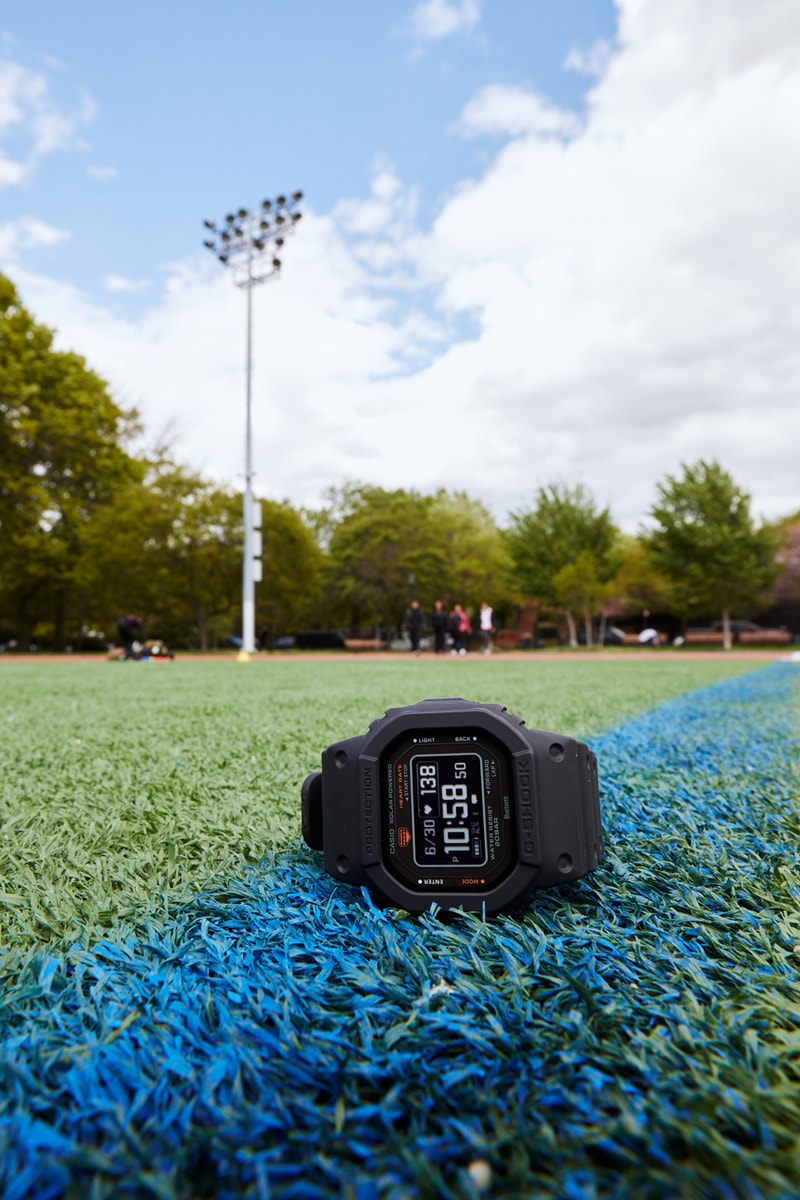ジーショックの人気ライン G-SQUAD の最新モデルがリリース G-SHOCK DW-H5600 Sports Watches  DW-H5600-1 DW-H5600-2 Polar Algorithm Bluethooth Smartphone Casio App Shock Resistant Square Face