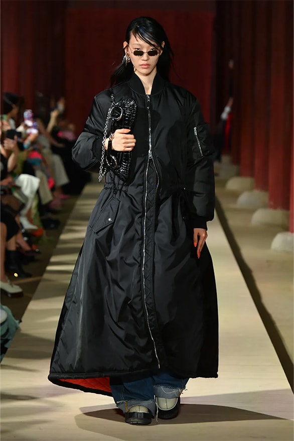 ソウルで開催されたグッチ クルーズ コレクション 2024 Gucci Resort 2024 Seoul Runway Show menswear womenswear Sabato de Sarno Gyeongbokgung Palace