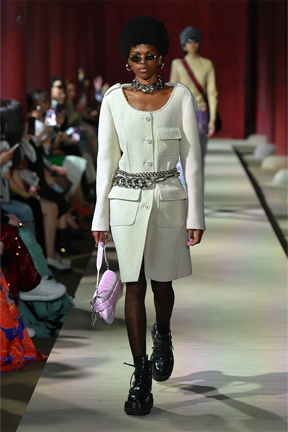 ソウルで開催されたグッチ クルーズ コレクション 2024 Gucci Resort 2024 Seoul Runway Show menswear womenswear Sabato de Sarno Gyeongbokgung Palace