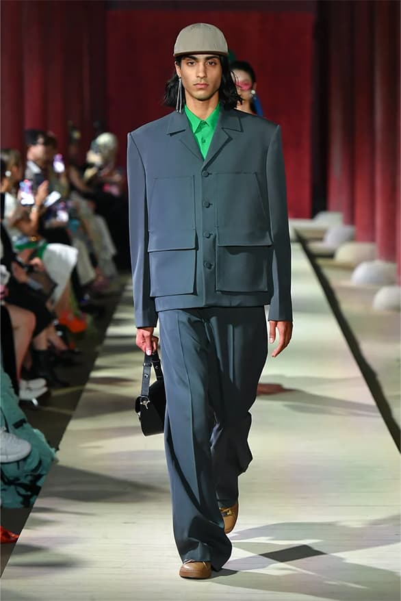 ソウルで開催されたグッチ クルーズ コレクション 2024 Gucci Resort 2024 Seoul Runway Show menswear womenswear Sabato de Sarno Gyeongbokgung Palace