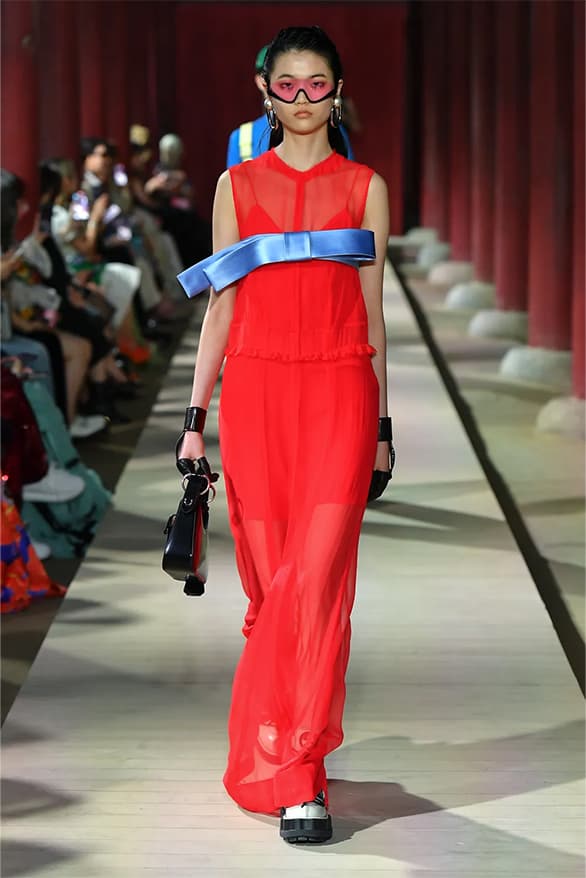 ソウルで開催されたグッチ クルーズ コレクション 2024 Gucci Resort 2024 Seoul Runway Show menswear womenswear Sabato de Sarno Gyeongbokgung Palace