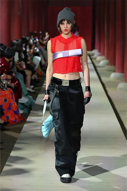 ソウルで開催されたグッチ クルーズ コレクション 2024 Gucci Resort 2024 Seoul Runway Show menswear womenswear Sabato de Sarno Gyeongbokgung Palace