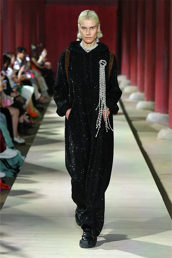 ソウルで開催されたグッチ クルーズ コレクション 2024 Gucci Resort 2024 Seoul Runway Show menswear womenswear Sabato de Sarno Gyeongbokgung Palace