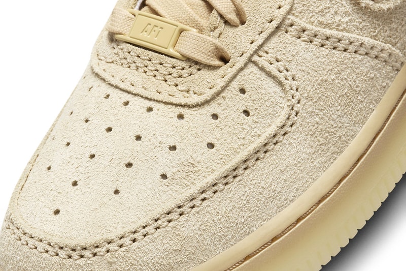 ナイキが来たる夏に向けてエアフォース1の新色モデル “グレイン”をスタンバイ Nike Air Force 1 Low Surfaces in "Grain" FN7202-224 Grain/Grain-Deep Royal Blue-Polar classic white shoes summer 2023 low tops nike swoosh