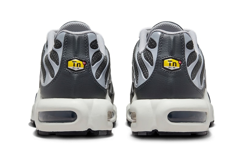 ナイキエアマックスプラスから新色モデル“クールグレイ”が登場 nike air max plus cool grey white metallic dz2655 001 release info date price