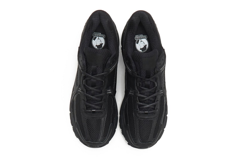 ナイキ ズーム ボメロ 5 にオールブラックの新色が登場 First Look at the Nike Zoom Vomero 5 "Triple Black" Black/Black-White releasing 2023 sleek black everyday sneakers shoes nike swoosh all black
