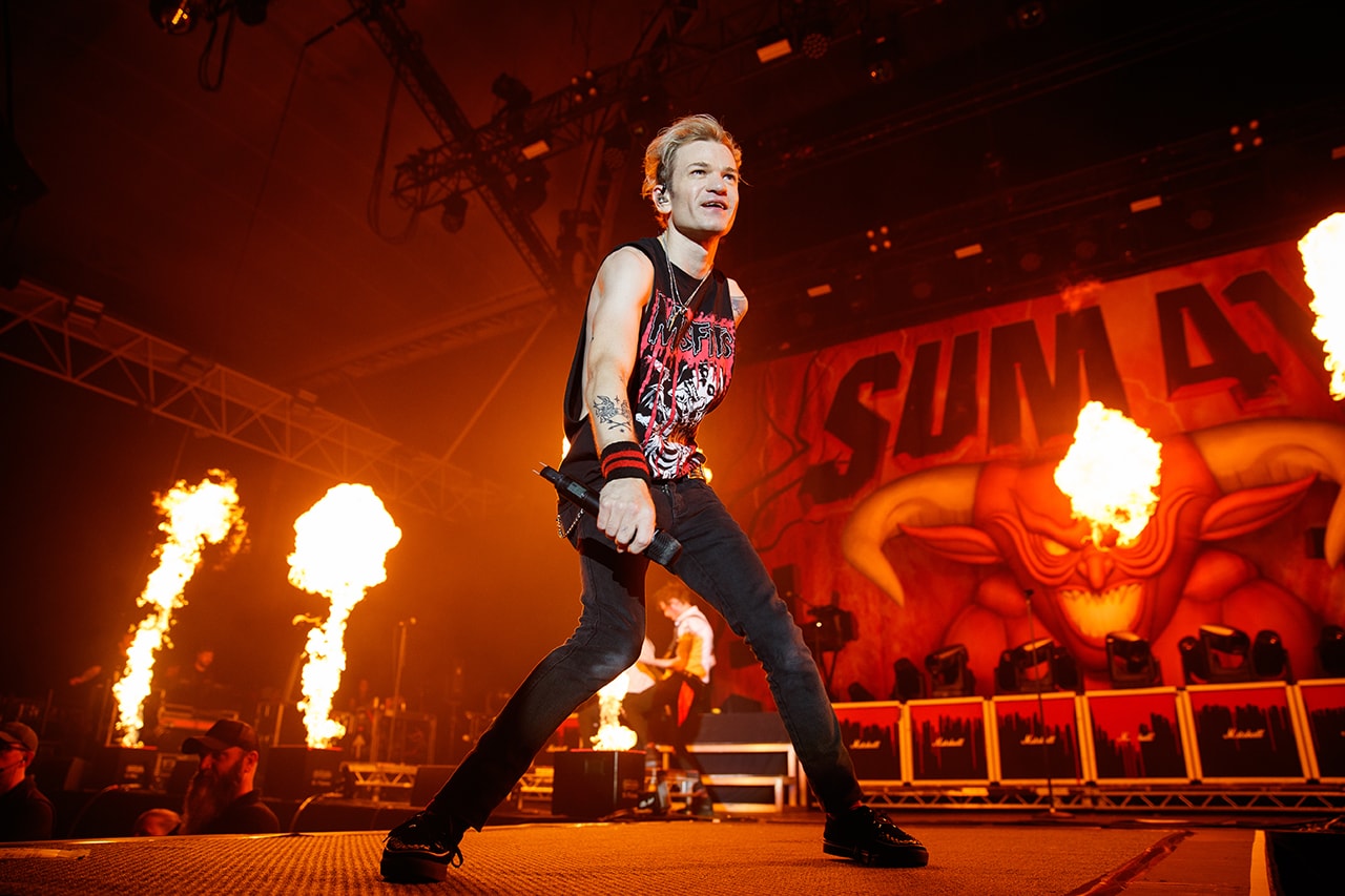 SUM 41が解散を発表 Sum 41 announces they’re disbanding after 27 years