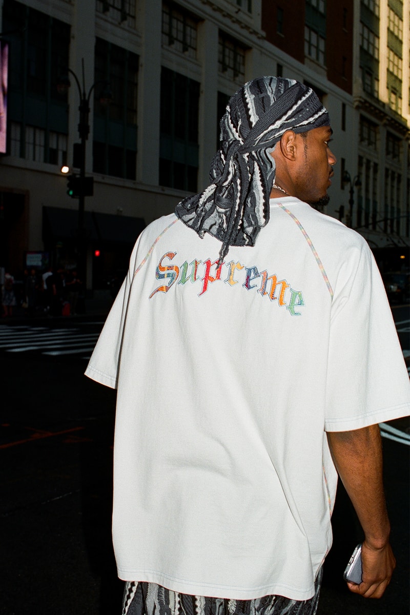 シュプリームから90年代のヒップホップカルチャーを象徴する COOGI とのコラボコレクションが発売 Supreme x COOGI collab collection spring 2023 release info
