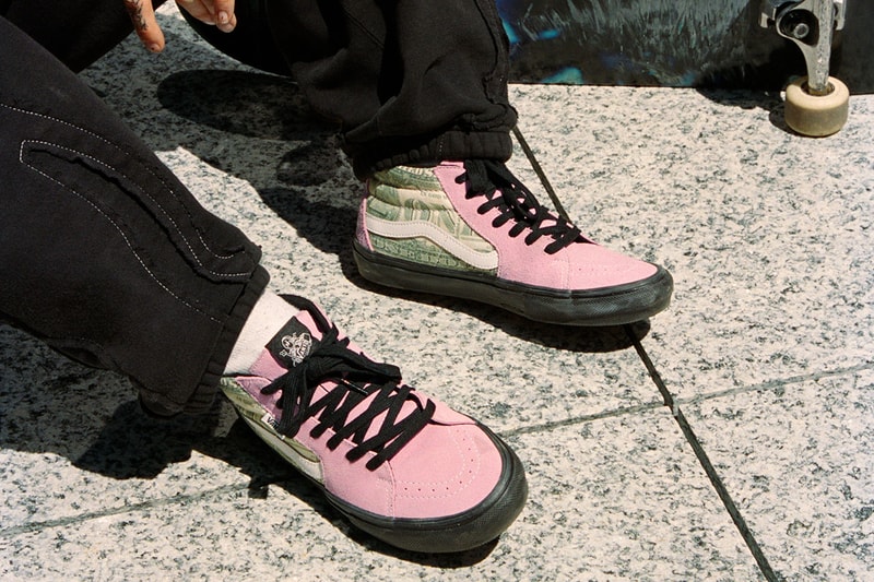 シュプリーム x ヴァンズから2023年春シーズンのコラボフットウェアが到着 Supreme x Vans Spring 2023 Collaboration