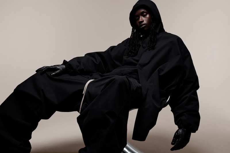フィア オブ ゴッド エッセンシャルズが新たにザ ブラック コレクションを発表 Fear of God ESSENTIALS Reveals The Black Collection Fashion
