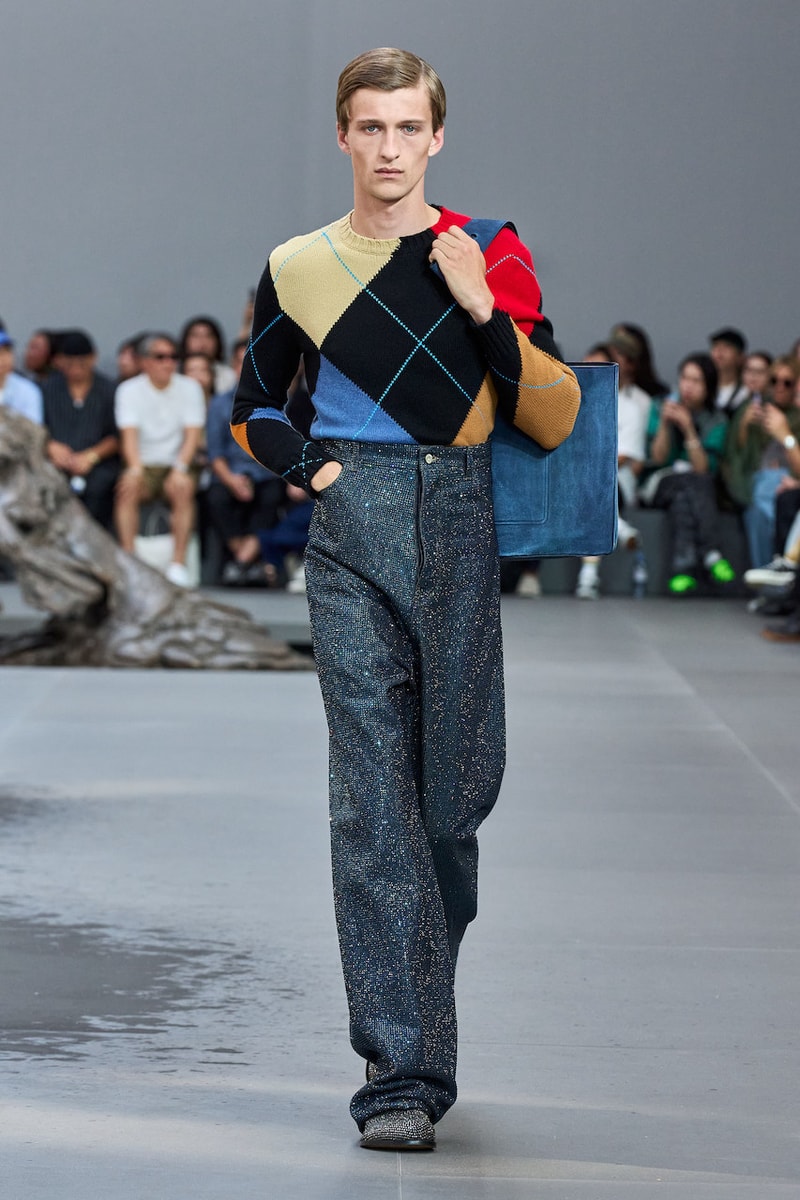 ロエベ Loewe 2024年春夏コレクション